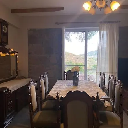 Villa - Kiroba Camlikonak Tas *