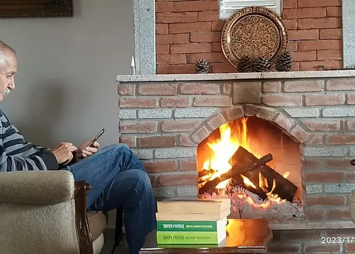 - Kiroba Camlikonak Tas * Dikili