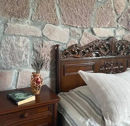 Vila - Kiroba Camlikonak Tas *