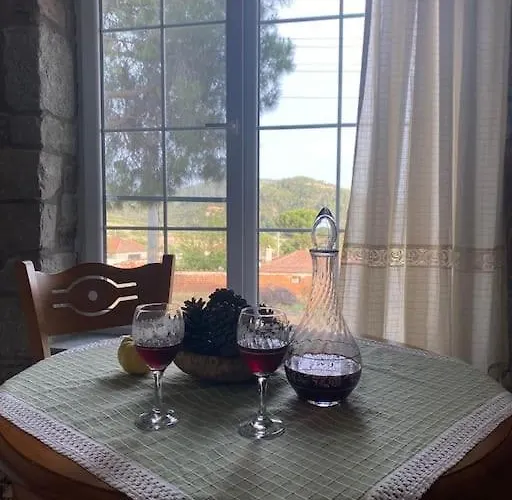 - Kiroba Camlikonak Tas Dikili