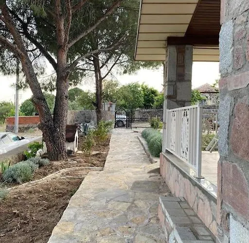 - Kiroba Camlikonak Tas