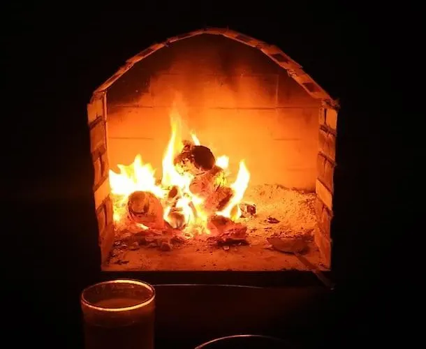 - Kiroba Camlikonak Tas * Dikili