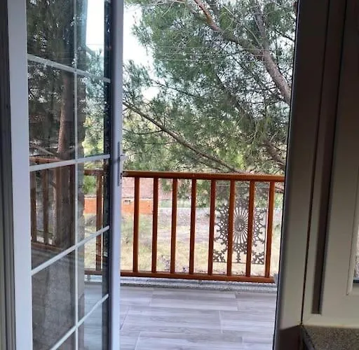 Vila - Kiroba Camlikonak Tas *