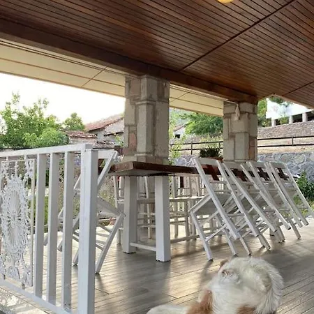 - Kıroba çamlıkonak Taş * Dikili