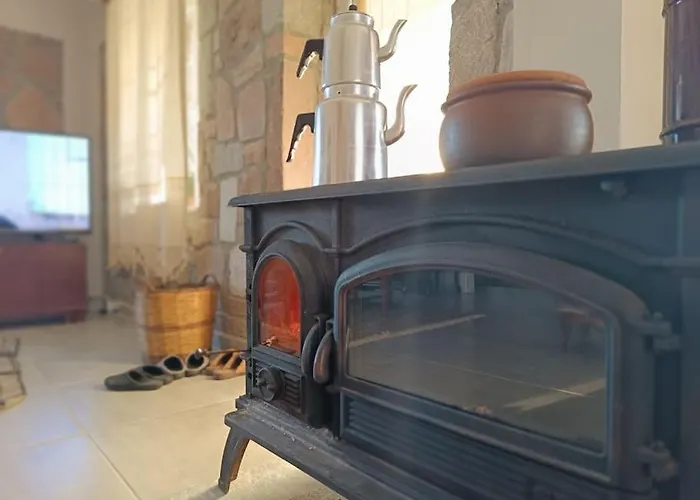 - Kiroba Camlikonak Tas